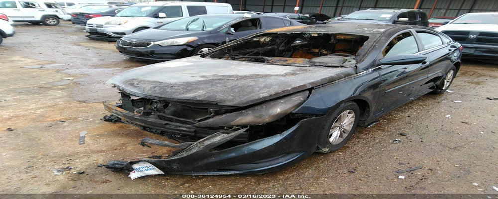 5NPEB4AC3EH874322 2014 HYUNDAI SONATA photo no. 2