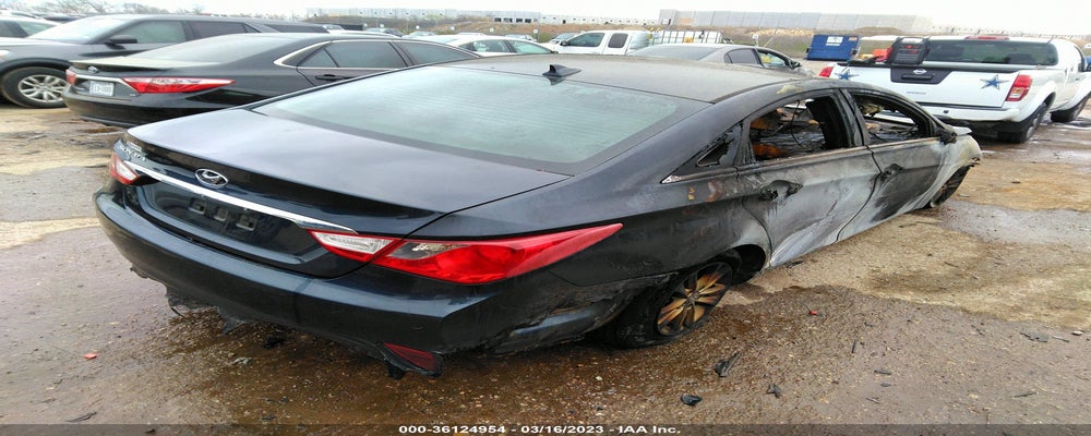5NPEB4AC3EH874322 2014 HYUNDAI SONATA photo no. 4
