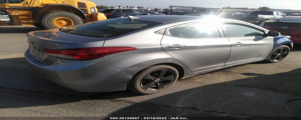 KMHDH4AE3DU772157 2013 HYUNDAI ELANTRA photo no. 4