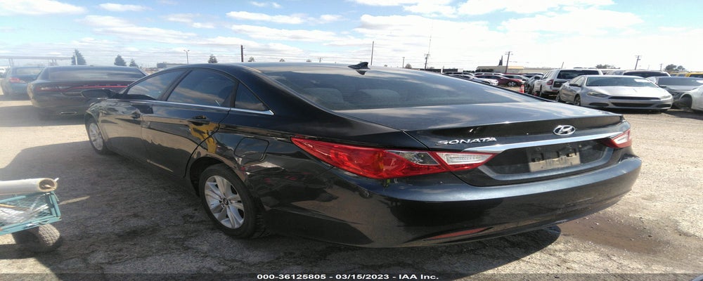 5NPEB4AC7BH096005 2011 HYUNDAI SONATA photo no. 3