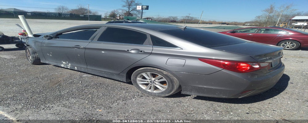 5NPEB4AC0EH912444 2014 HYUNDAI SONATA photo no. 3