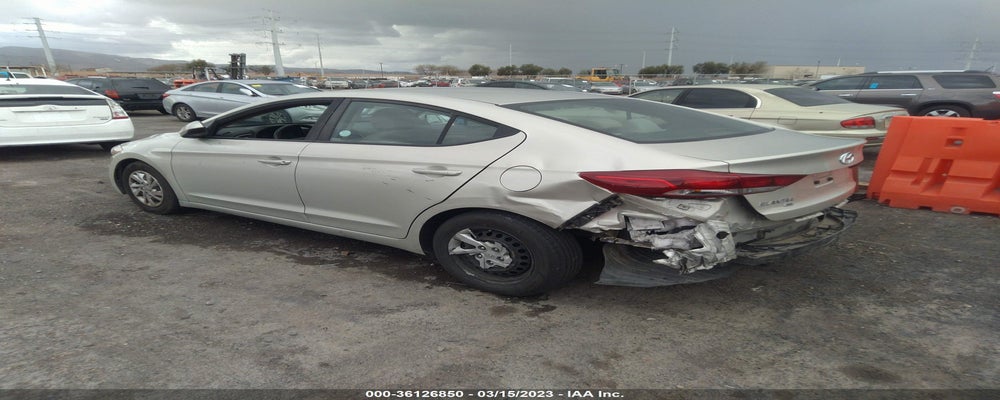 5NPD74LF4JH276478 2018 HYUNDAI ELANTRA photo no. 3