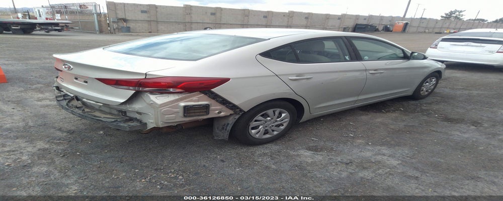 5NPD74LF4JH276478 2018 HYUNDAI ELANTRA photo no. 4
