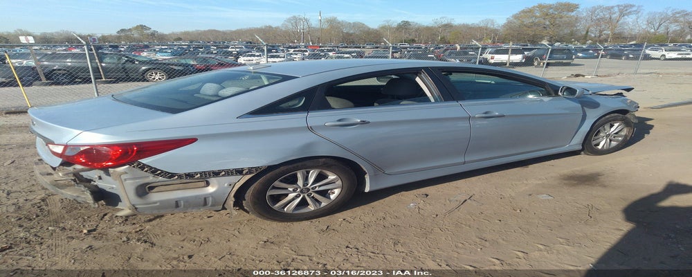 5NPEB4AC1EH881236 2014 HYUNDAI SONATA photo no. 4