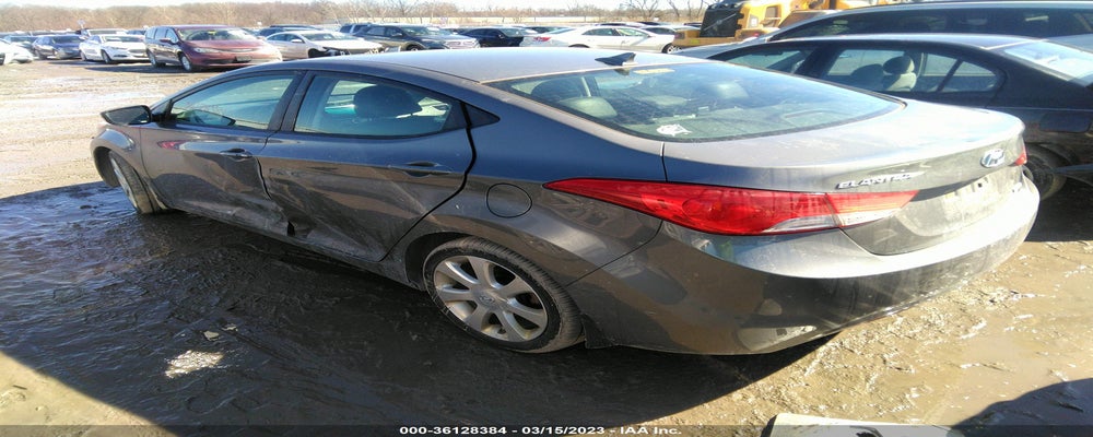 5NPDH4AE8DH308912 2013 HYUNDAI ELANTRA photo no. 3