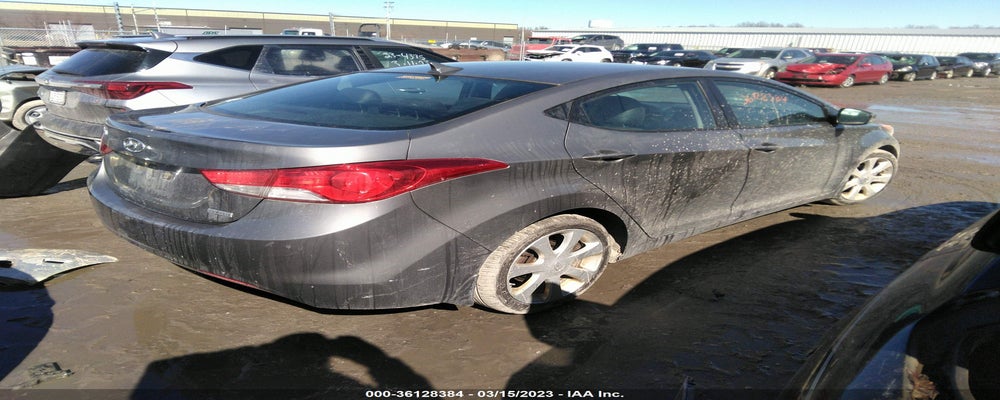 5NPDH4AE8DH308912 2013 HYUNDAI ELANTRA photo no. 4