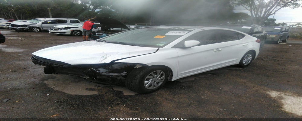 5NPD74LF3HH211843 2017 HYUNDAI ELANTRA photo no. 2