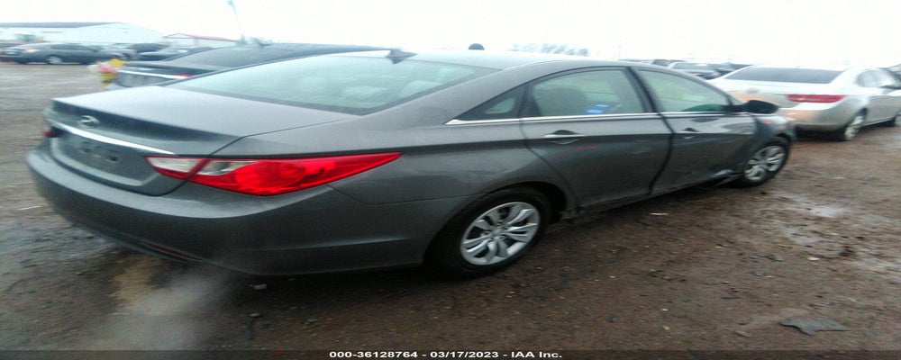 5NPEB4AC6DH573302 2013 HYUNDAI SONATA photo no. 4