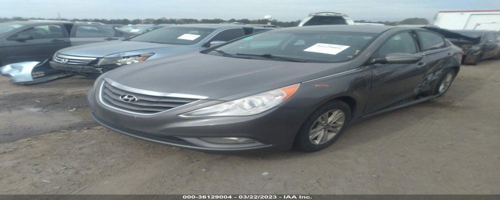 5NPEB4AC1DH743226 2013 HYUNDAI SONATA photo no. 2