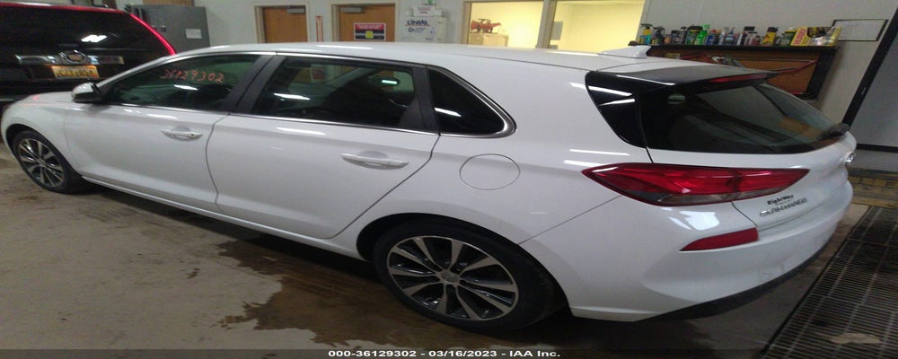 KMHH35LE9KU103116 2019 HYUNDAI ELANTRA GT photo no. 3