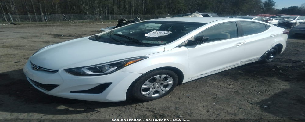 5NPDH4AE5GH763463 2016 HYUNDAI ELANTRA photo no. 2