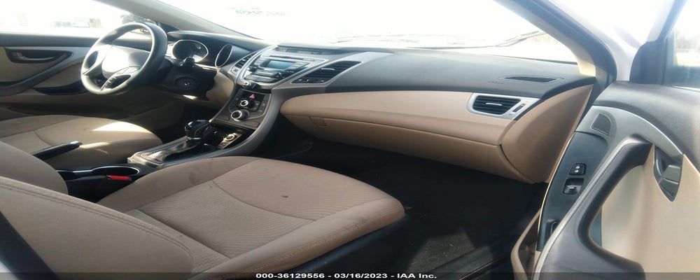5NPDH4AE5GH763463 2016 HYUNDAI ELANTRA photo no. 5