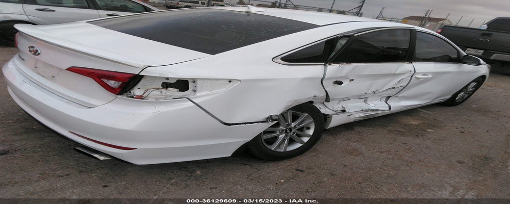 5NPE24AF1FH181499 2015 HYUNDAI SONATA photo no. 4