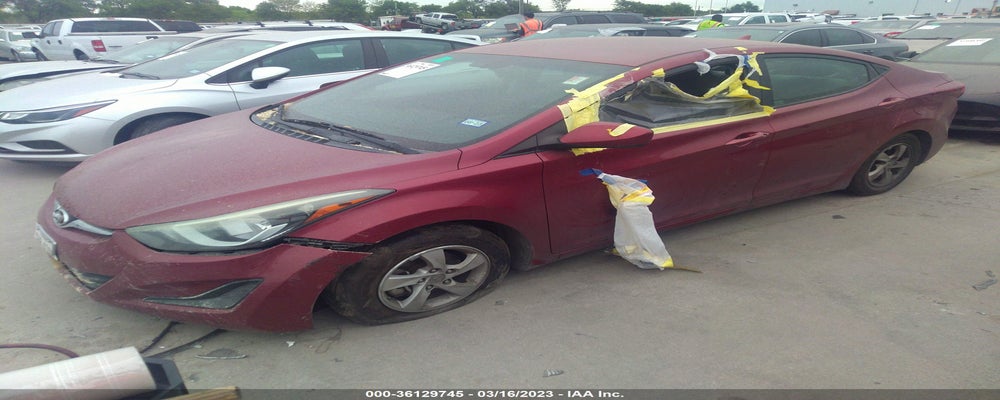 5NPDH4AE3FH573482 2015 HYUNDAI ELANTRA photo no. 2