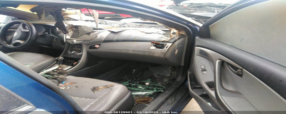 KMHDH4AEXDU871011 2013 HYUNDAI ELANTRA photo no. 5