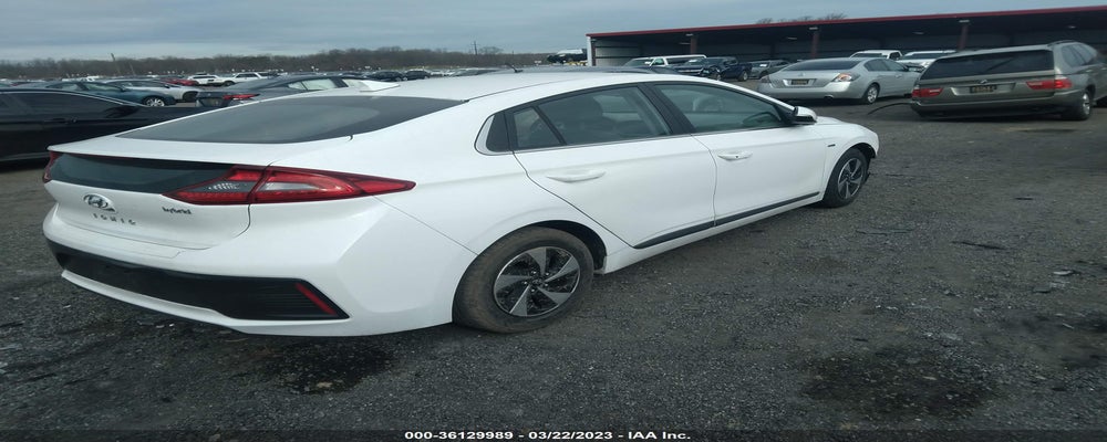 KMHC75LC4JU102290 2018 HYUNDAI IONIQ HYBRID photo no. 4