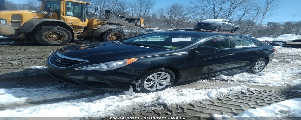 5NPEB4AC6BH011171 2011 HYUNDAI SONATA photo no. 2