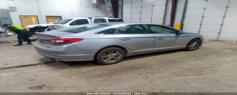 5NPE24AF1FH152911 2015 HYUNDAI SONATA photo no. 4