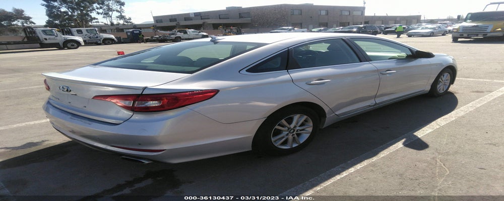 5NPE24AF1FH132156 2015 HYUNDAI SONATA photo no. 4