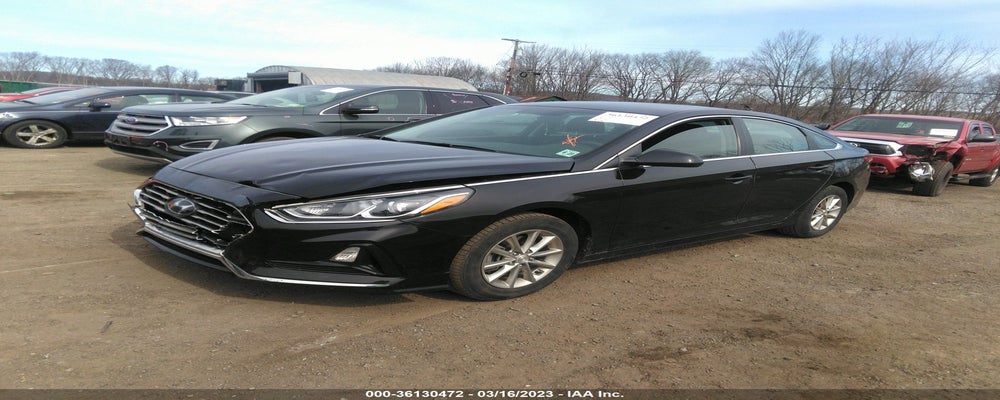 5NPE24AF9JH709380 2018 HYUNDAI SONATA photo no. 2