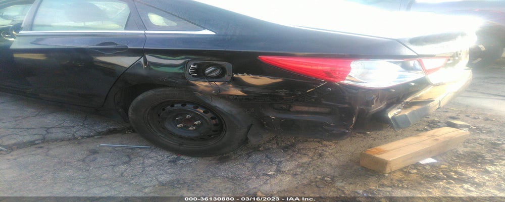 5NPEB4AC8BH093730 2011 HYUNDAI SONATA photo no. 6