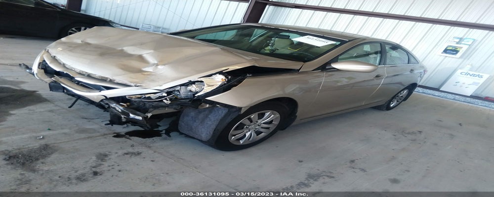 5NPEB4AC0BH186323 2011 HYUNDAI SONATA photo no. 2