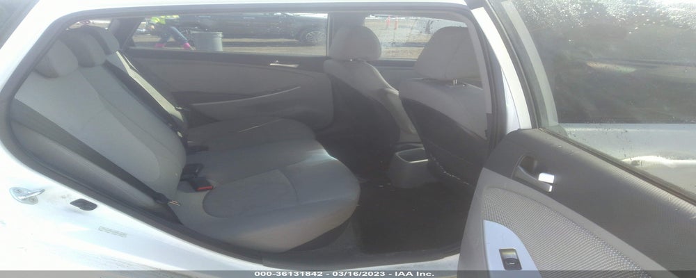 KMHCT5AE8DU136057 2013 HYUNDAI ACCENT photo no. 8