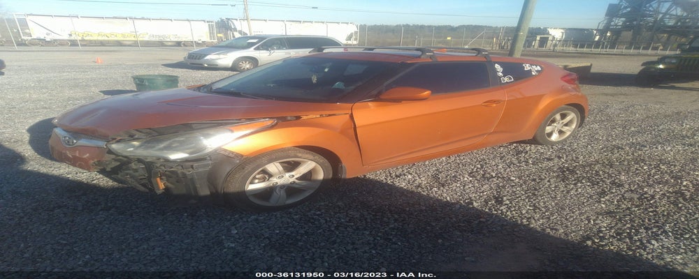 KMHTC6AD9DU171395 2013 HYUNDAI VELOSTER photo no. 2