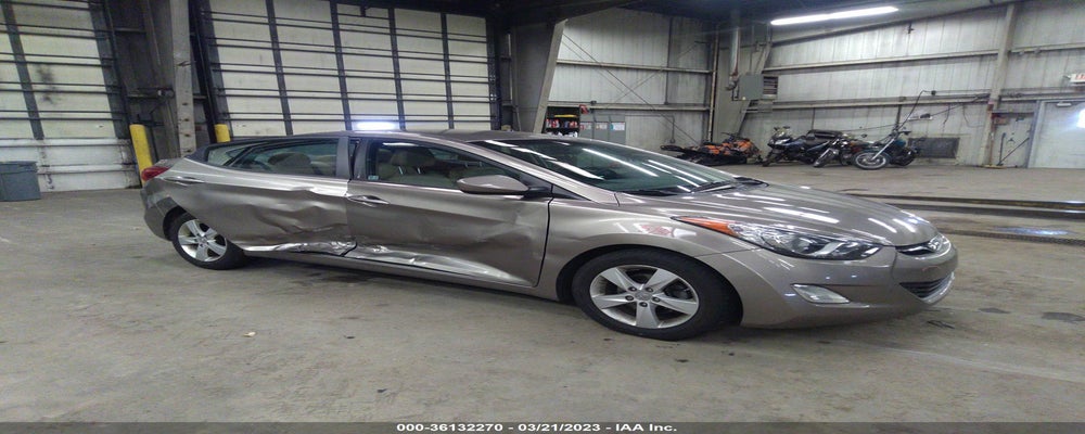 5NPDH4AE2DH302443 2013 HYUNDAI ELANTRA photo no. 1