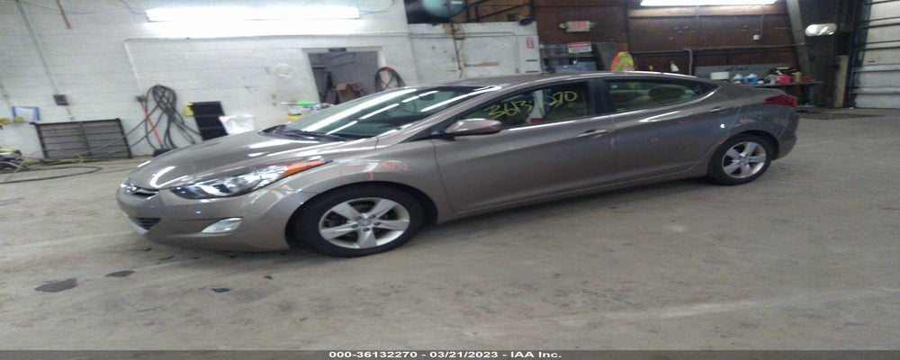 5NPDH4AE2DH302443 2013 HYUNDAI ELANTRA photo no. 2