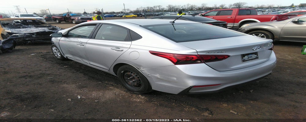 3KPC24A33JE016757 2018 HYUNDAI ACCENT photo no. 3