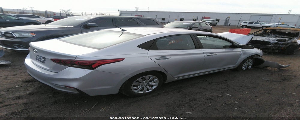 3KPC24A33JE016757 2018 HYUNDAI ACCENT photo no. 4