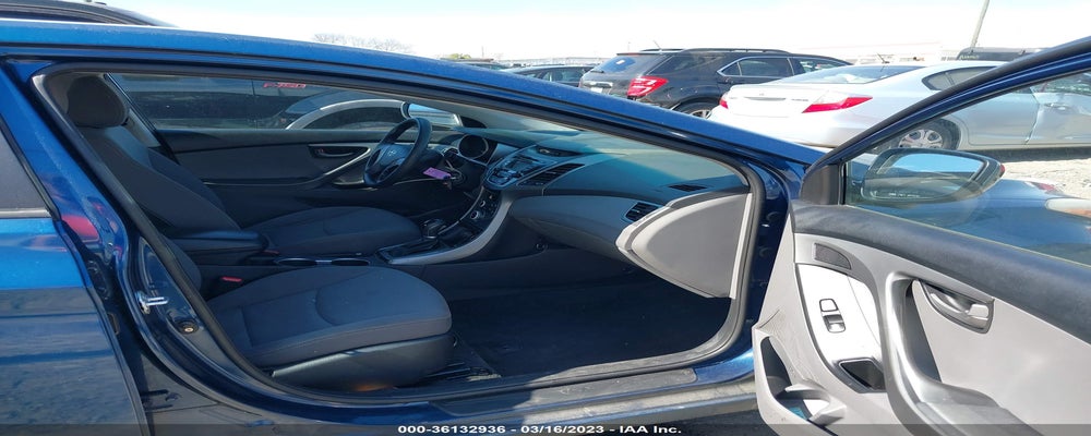 KMHDH4AE8GU567440 2016 HYUNDAI ELANTRA photo no. 5