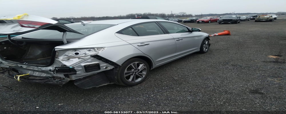 5NPD84LF0HH005120 2017 HYUNDAI ELANTRA photo no. 4