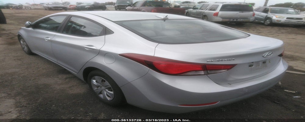 KMHDH4AE9GU583761 2016 HYUNDAI ELANTRA photo no. 3