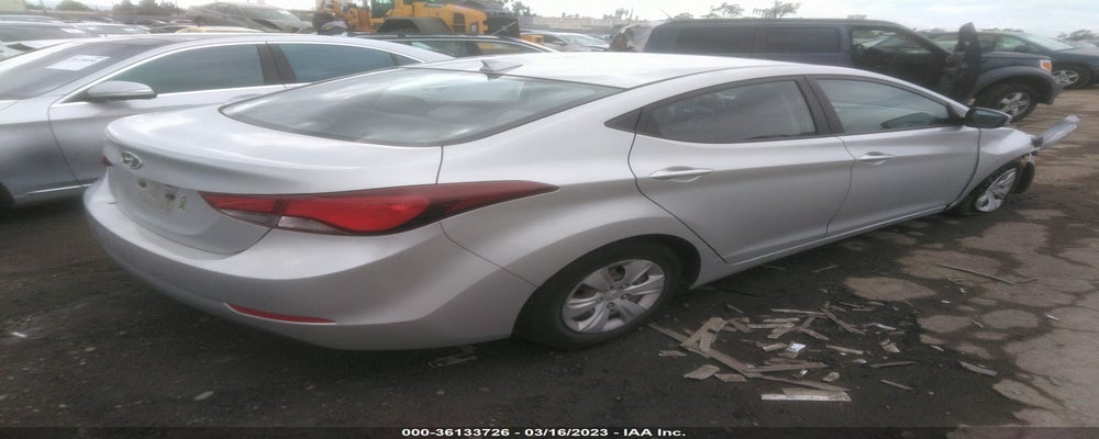 KMHDH4AE9GU583761 2016 HYUNDAI ELANTRA photo no. 4