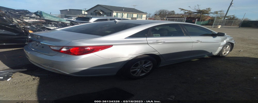 5NPEB4ACXCH371464 2012 HYUNDAI SONATA photo no. 4