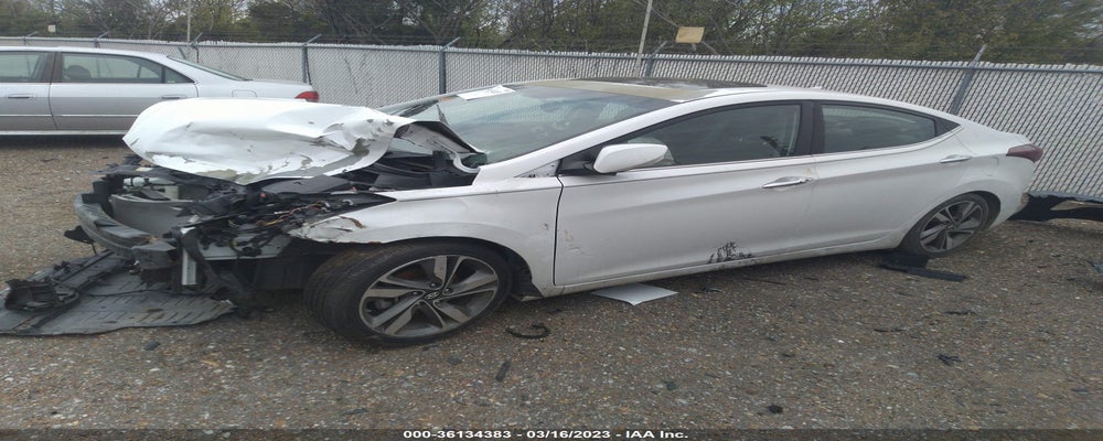 5NPDH4AE9FH611068 2015 HYUNDAI ELANTRA photo no. 2