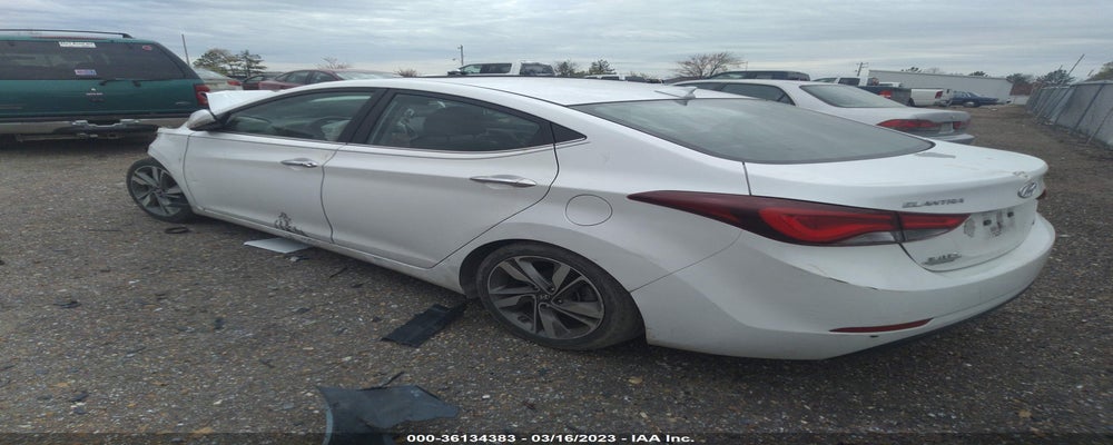 5NPDH4AE9FH611068 2015 HYUNDAI ELANTRA photo no. 3
