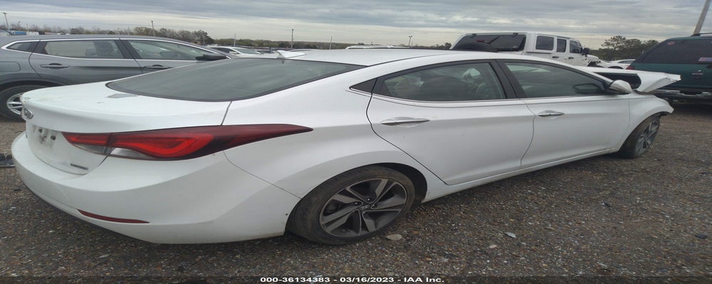 5NPDH4AE9FH611068 2015 HYUNDAI ELANTRA photo no. 4