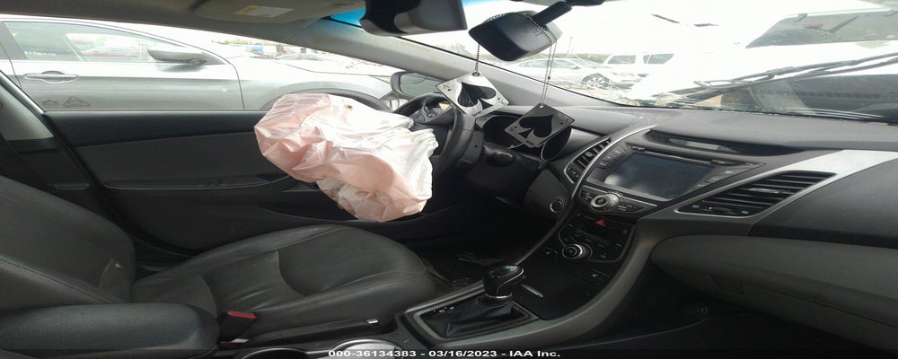 5NPDH4AE9FH611068 2015 HYUNDAI ELANTRA photo no. 5