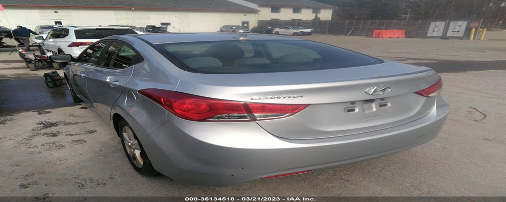 5NPDH4AE0DH315093 2013 HYUNDAI ELANTRA photo no. 3