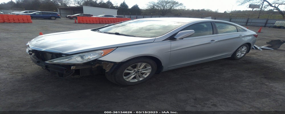 5NPEB4AC9DH807397 2013 HYUNDAI SONATA photo no. 2
