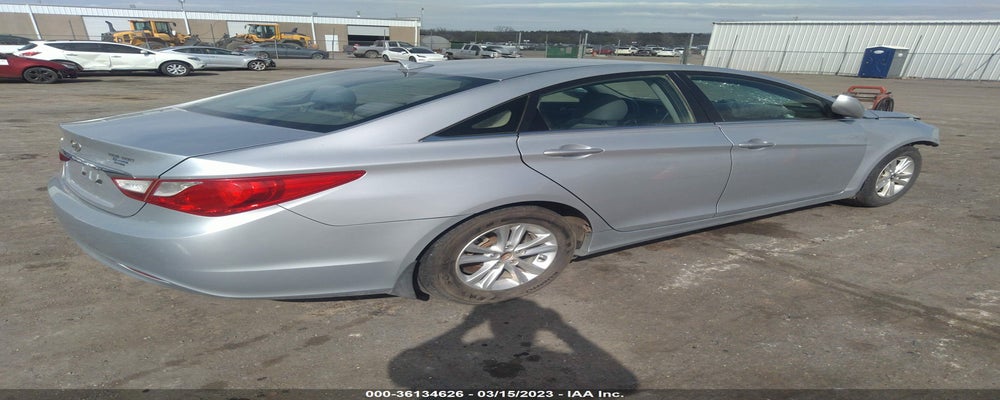 5NPEB4AC9DH807397 2013 HYUNDAI SONATA photo no. 4