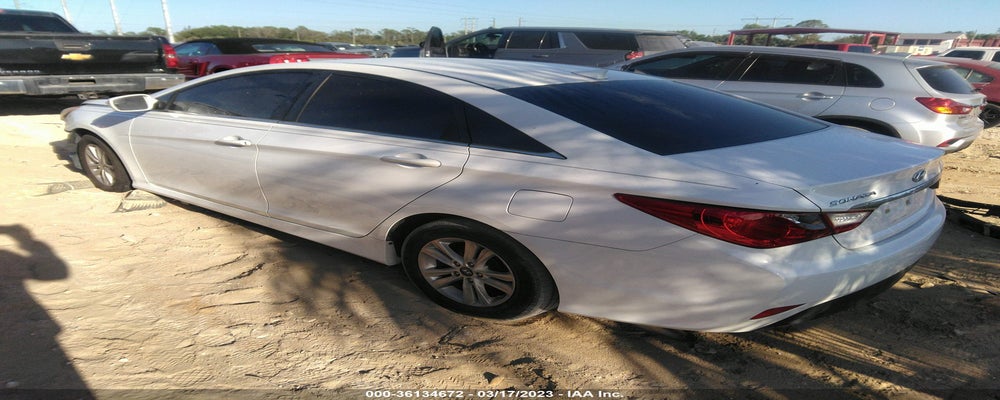 5NPEB4AC4EH917386 2014 HYUNDAI SONATA photo no. 3