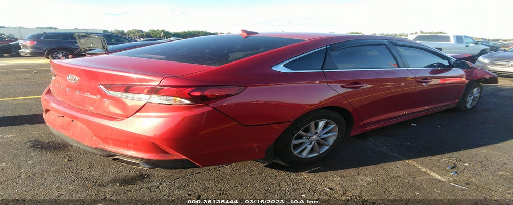 5NPE24AF1KH817154 2019 HYUNDAI SONATA photo no. 4
