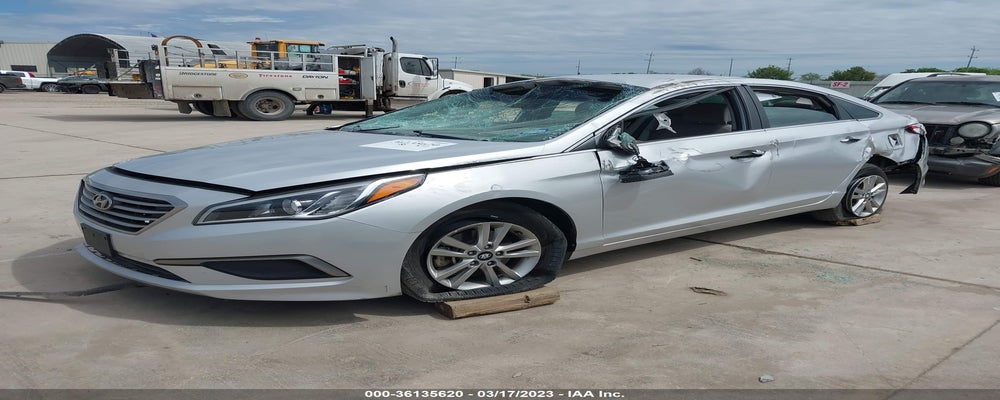 5NPE24AF6GH386527 2016 HYUNDAI SONATA photo no. 2