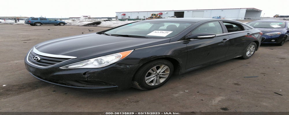5NPEB4AC3EH835228 2014 HYUNDAI SONATA photo no. 2
