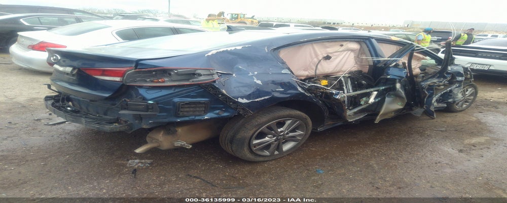 5NPD84LF9HH105622 2017 HYUNDAI ELANTRA photo no. 4