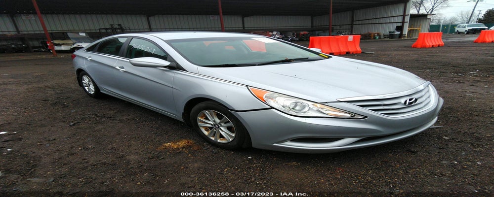 5NPEB4ACXBH279205 2011 HYUNDAI SONATA photo no. 1